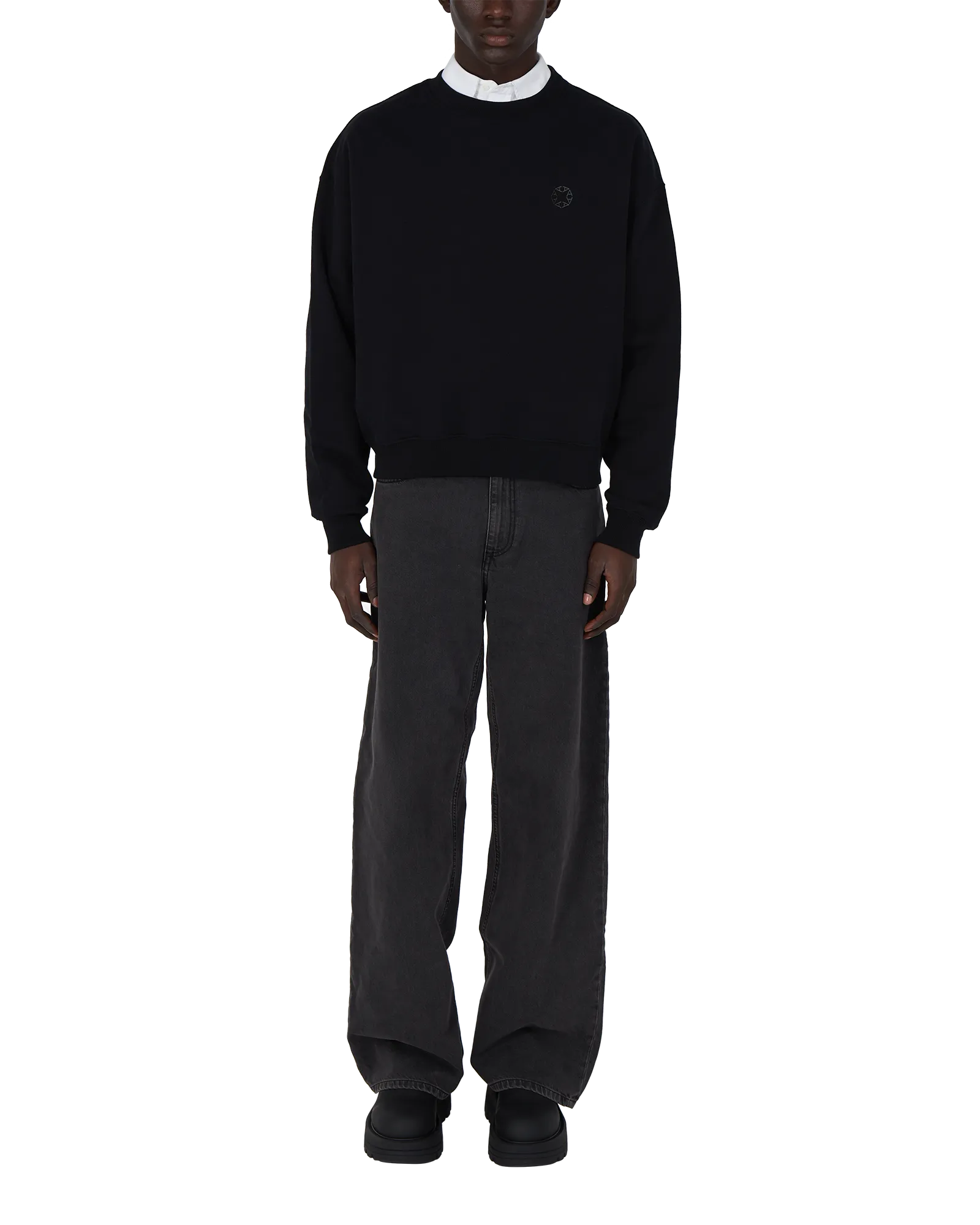BLACK BOXY CREWNECK SWEATSHIRT