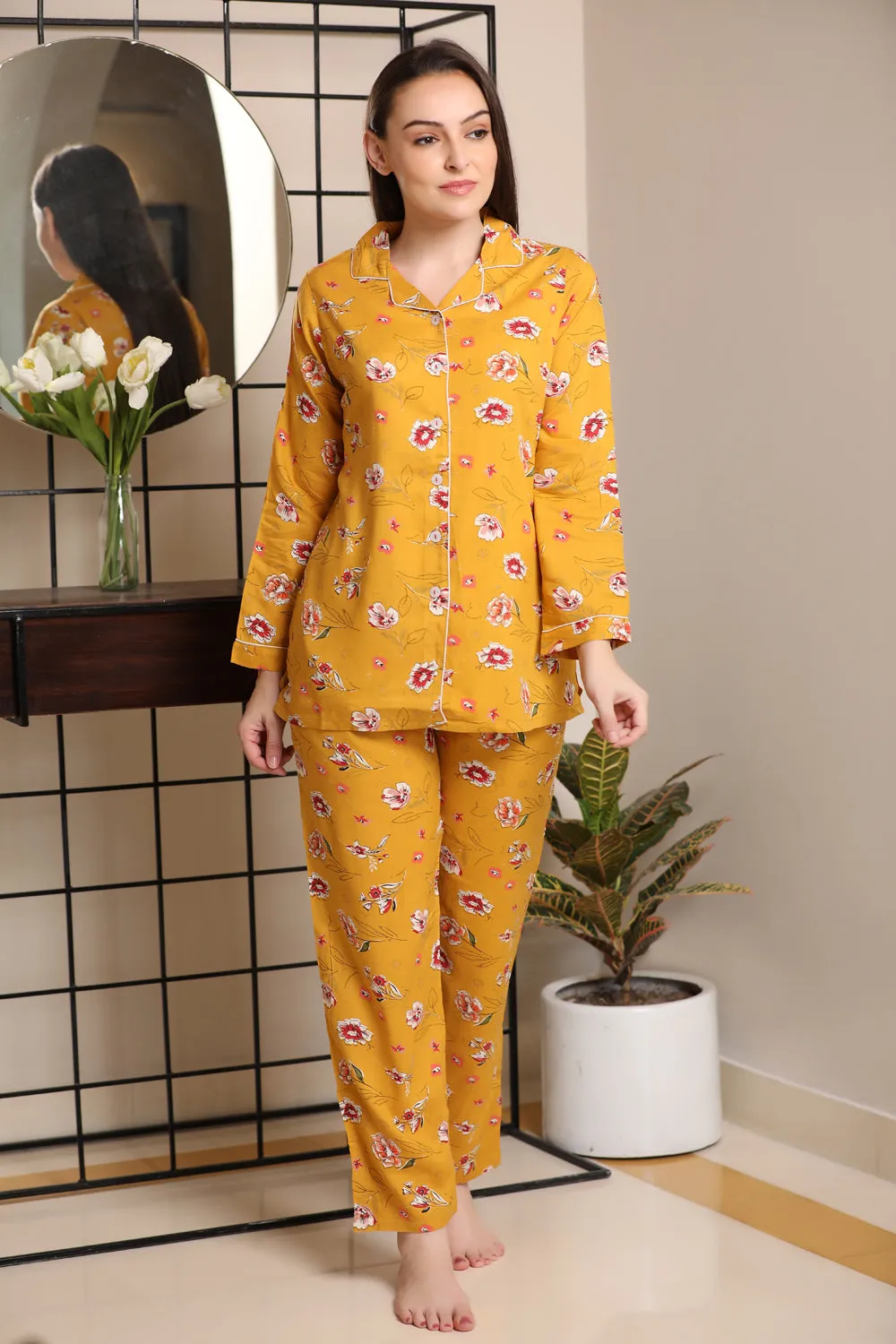 Exotic floral garden Classic Collar Night suit