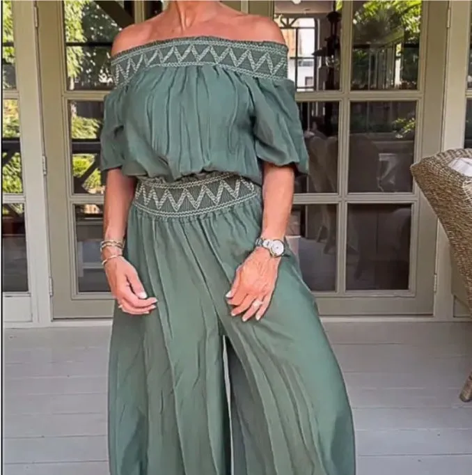 Fashion Off-Shoulder Wide-Leg Jumpsuit