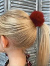Meia Pata Hair Bobble with Fur Pom Pom