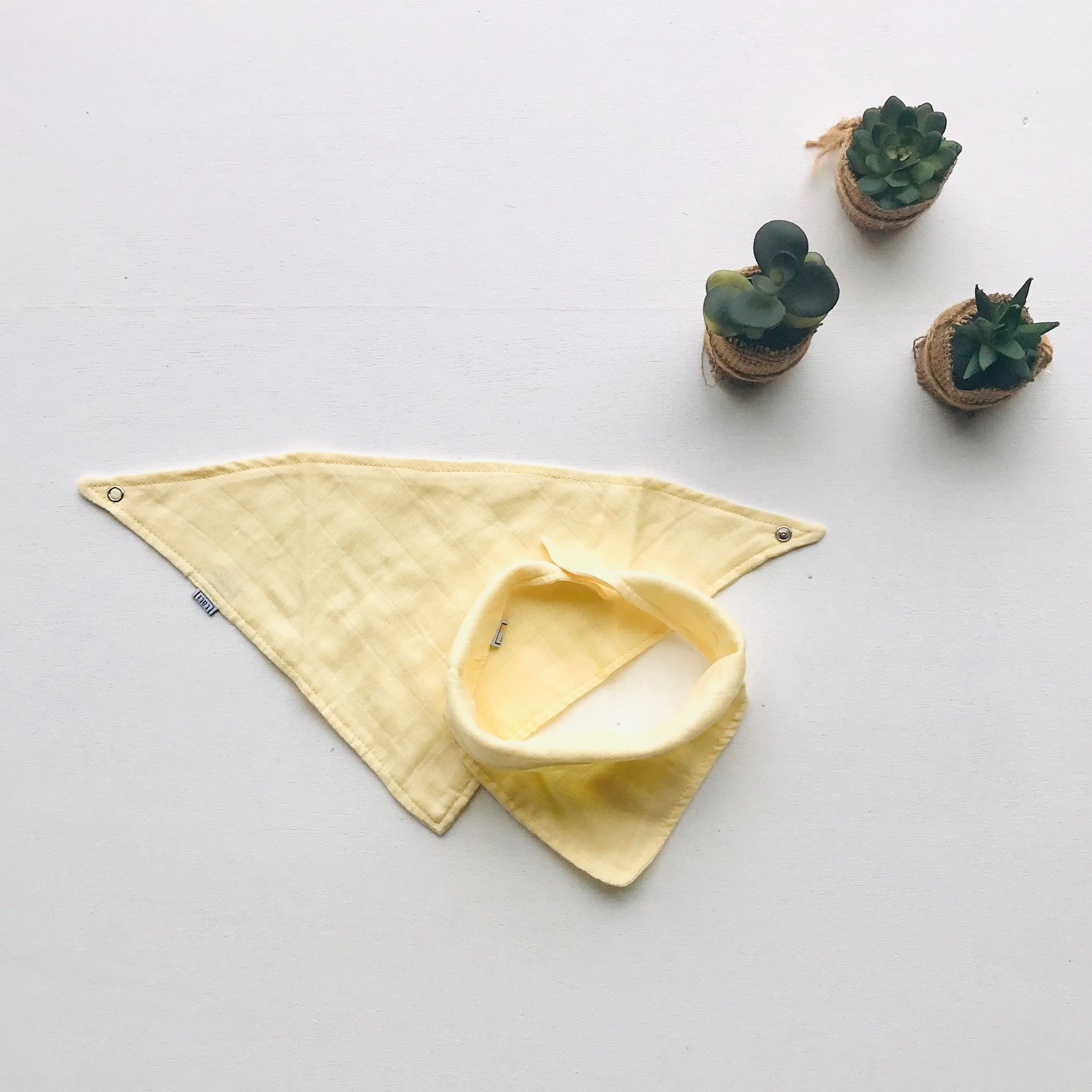 Organic Muslin Bib